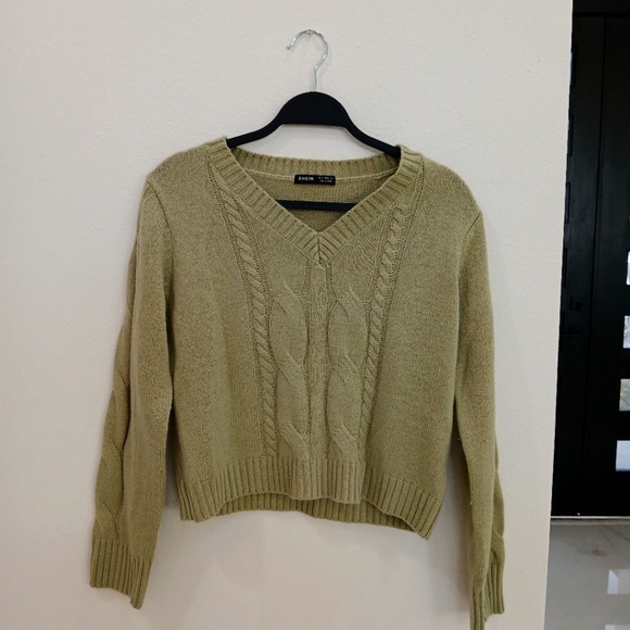 SHEIN Green V-Neck Cable Knit Sweater - Picture 1 of 4
